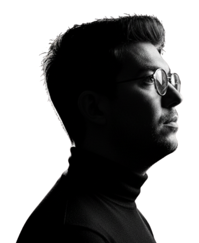 Tahir Yıldız yan profil portresi
